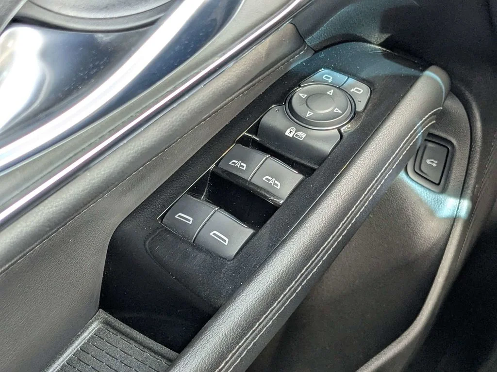 Used 2023 Silver Cadillac Premium Luxury image 20