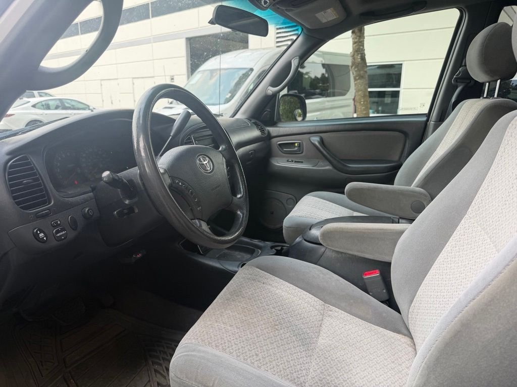 Used 2006  Toyota  image 14