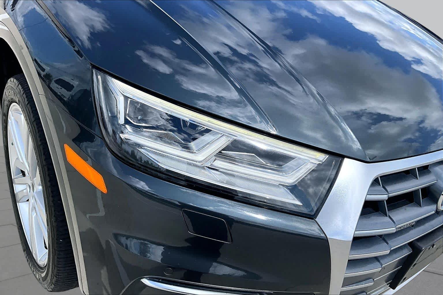 Used 2018 Manhattan Gray Metallic Audi Premium Plus image 26
