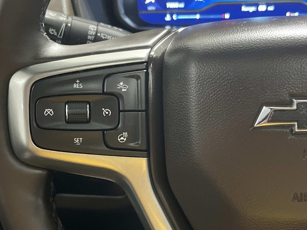 Used 2024 Summit White Chevrolet Z71 image 18