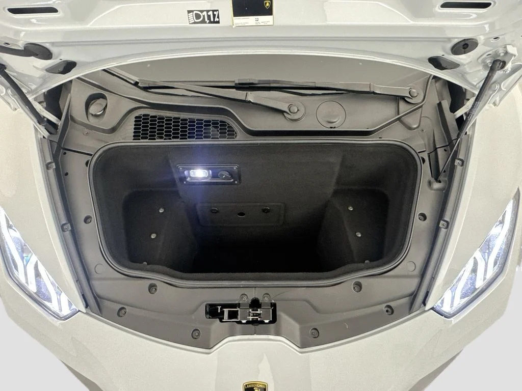 Used 2022 Gray Lamborghini  image 29