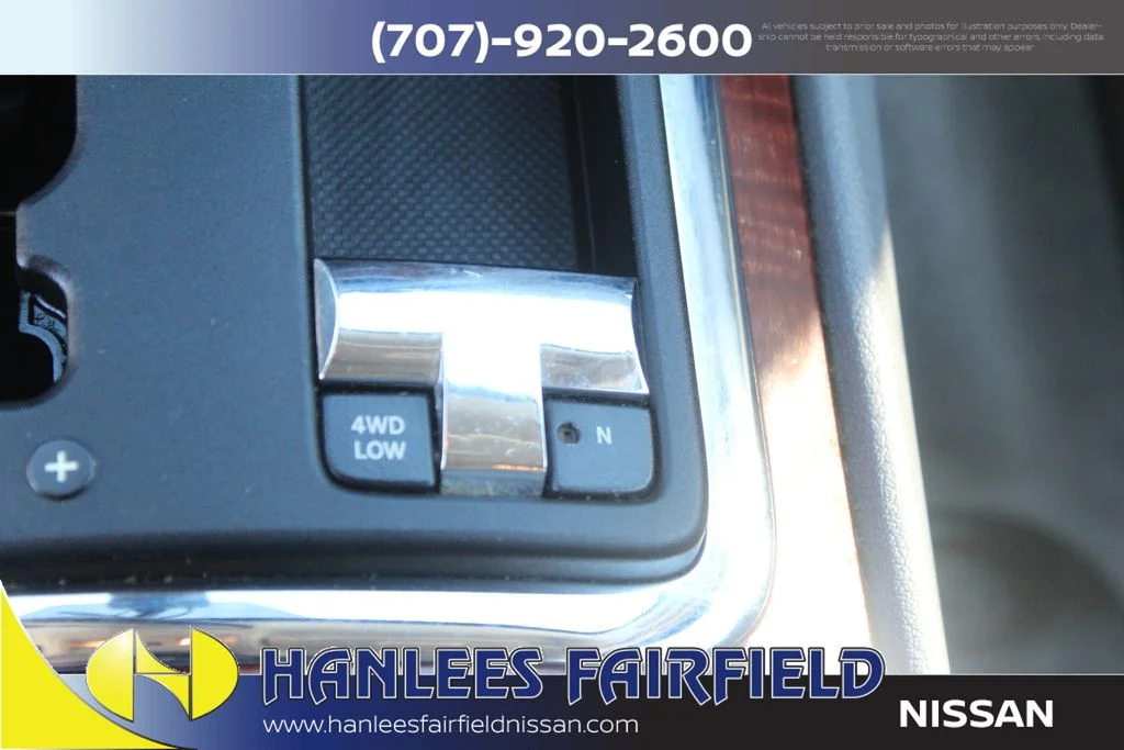 Used 2005 White Jeep Limited image 21