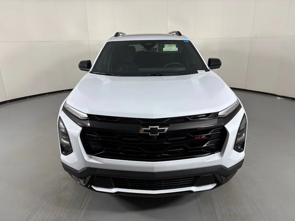 New 2026 Polar White Tricoat Chevrolet RS image 4