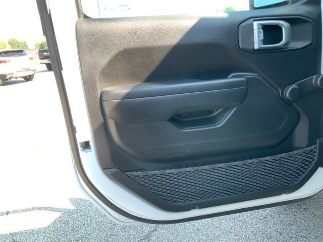 Used 2024 White Jeep Sport image 14