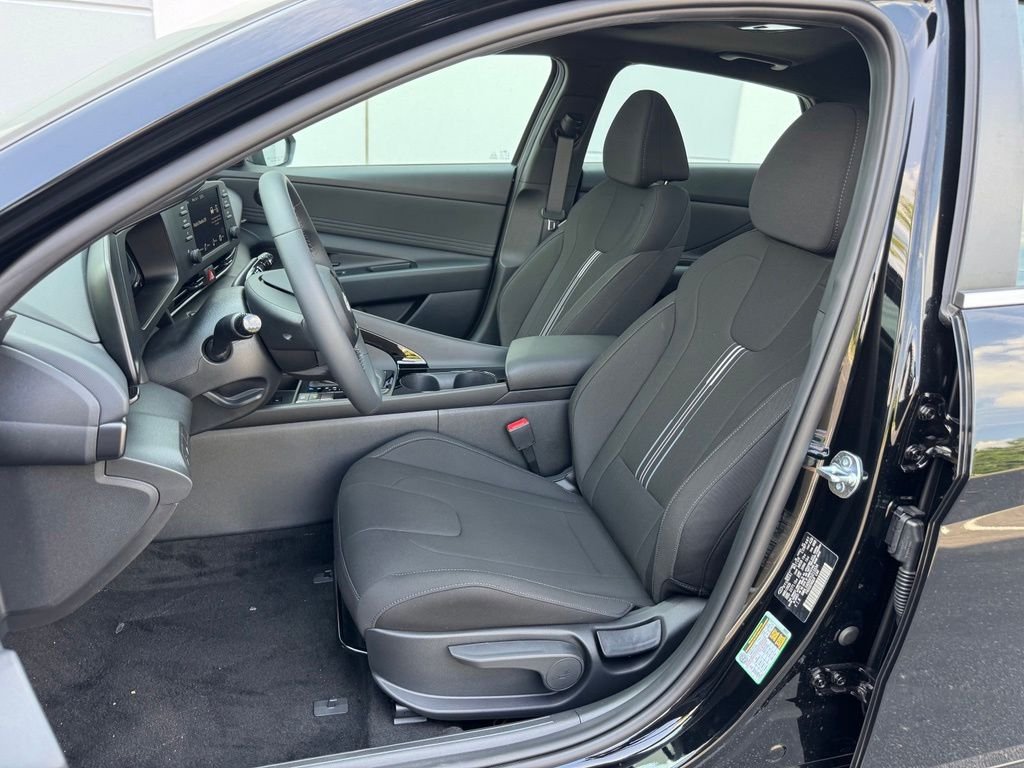 2026 Hyundai Elantra SEL - Photo 15