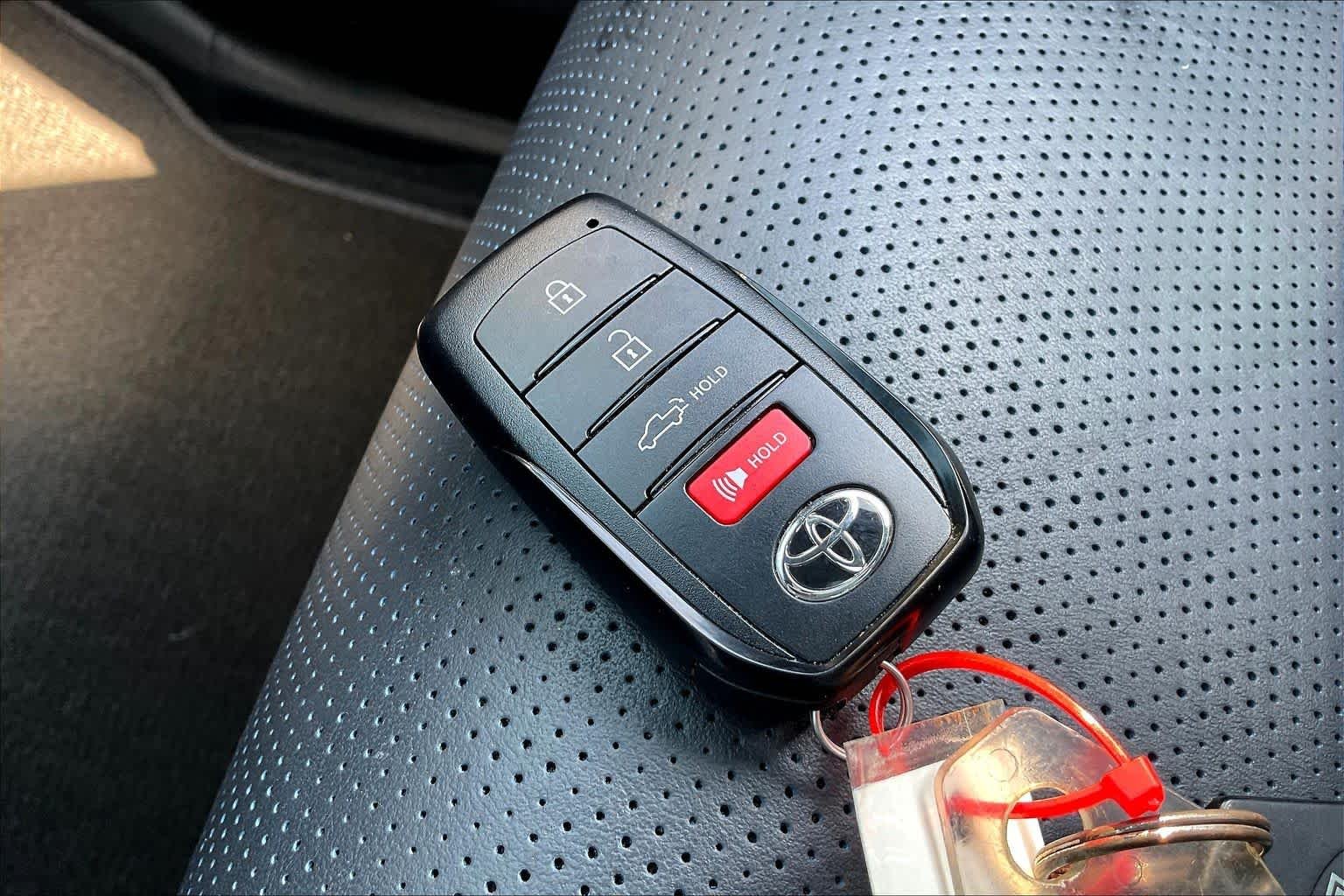 Used 2024 Lunar Rock Toyota Platinum image 15