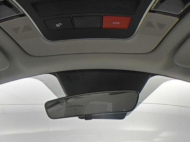 New 2026 White Hyundai SE AWD image 41