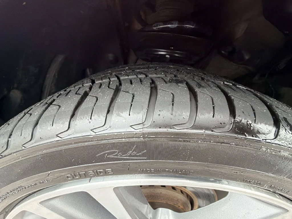 Used 2019  Acura 3.5L Technology Pkg image 11