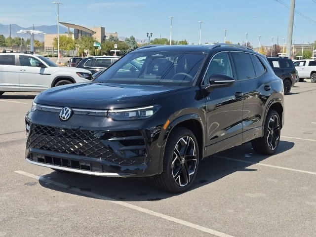 New 2026 Black Volkswagen SEL R-Line Turbo image 8