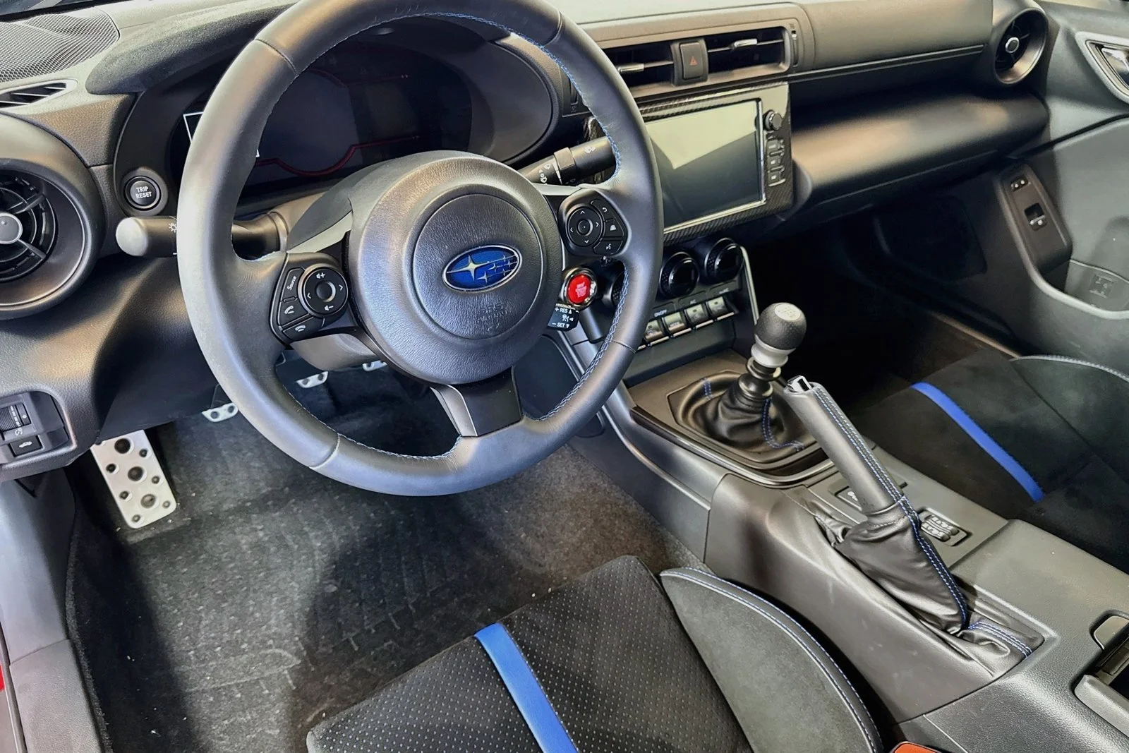 Used 2025 Ignition Red Subaru tS image 9