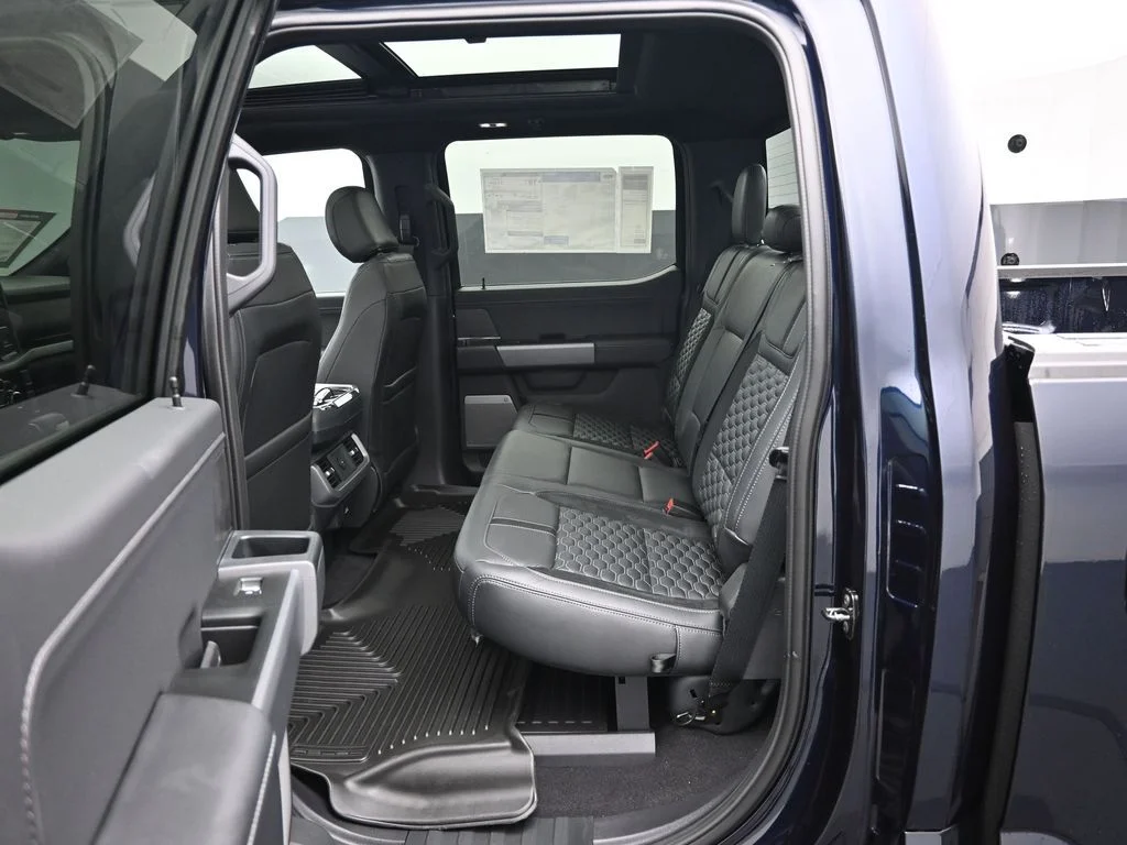 New 2025 Antimatter Blue Metallic Ford XLT image 21