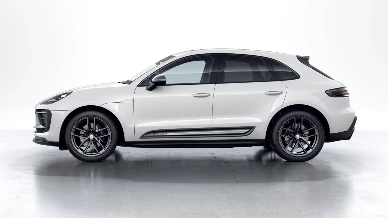 New 2026 Carrara White Metallic Porsche T image 2