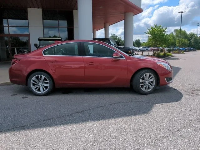 Used 2015 Red Buick Turbo image 31
