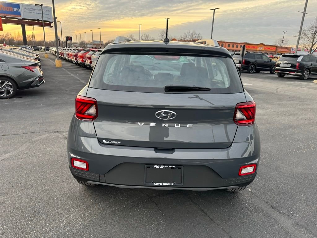 New 2026 Gray Hyundai SEL image 6