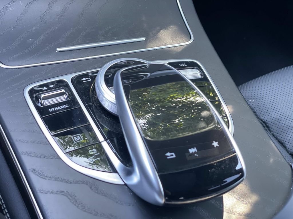 Used 2019 Black Mercedes-Benz GLC 350e image 15