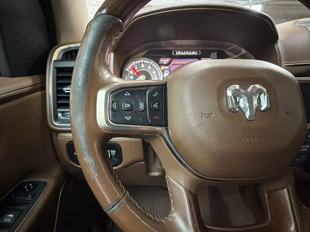 Used 2019 Ivory White Tri-Coat Pearlcoat Ram Limited image 17