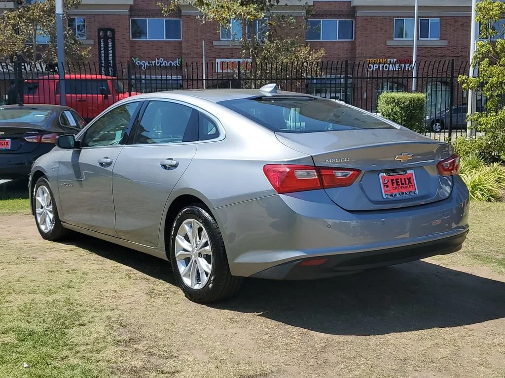 Used 2024 Sterling Gray Metallic Chevrolet 1LT image 5