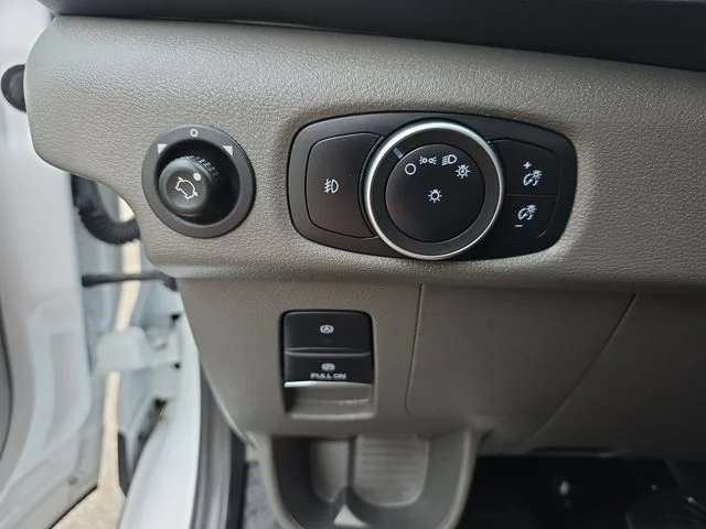 Used 2025 White Ford Base image 23