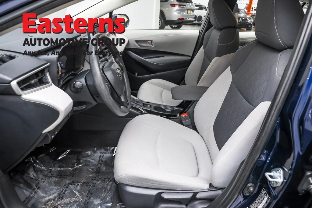 Used 2021 Blue Toyota LE image 14