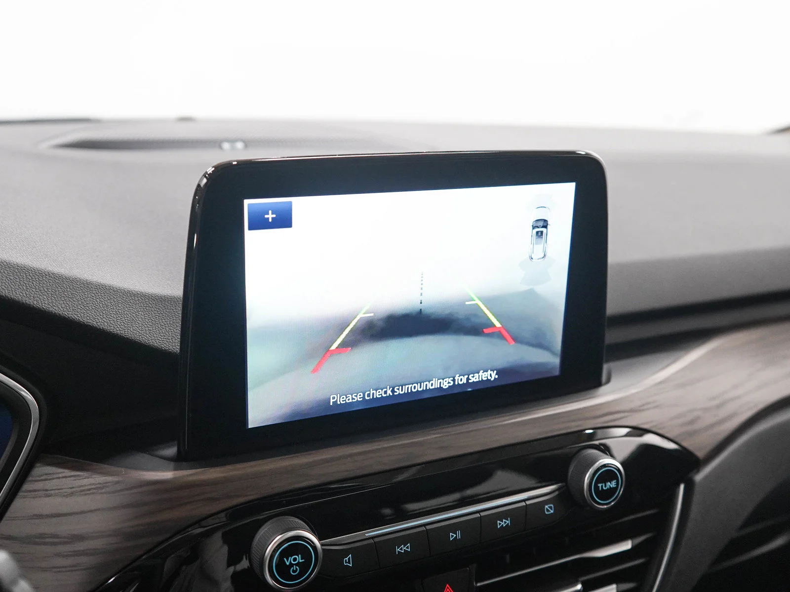 Used 2020 Blue Ford Titanium image 21