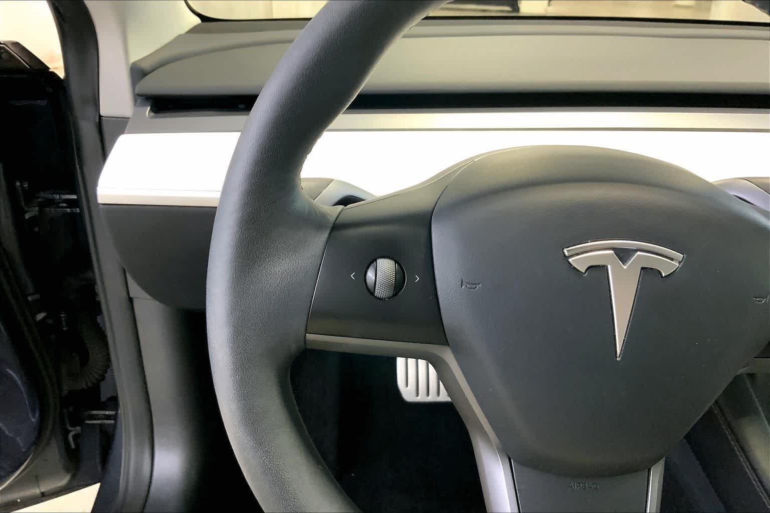 Used 2022 Midnight Silver Metallic Tesla Performance image 23