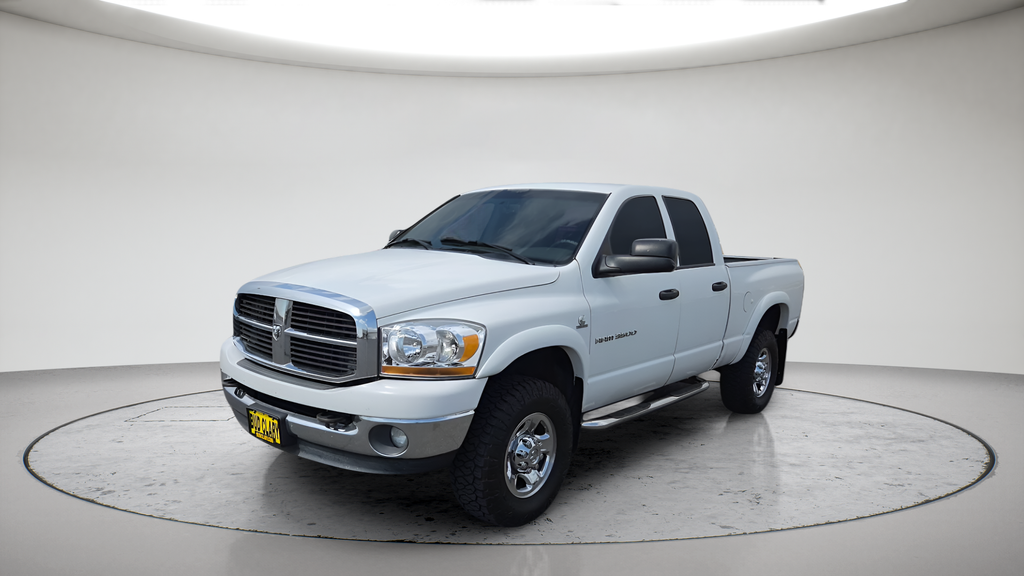 Used 2006 White Dodge SLT image 1