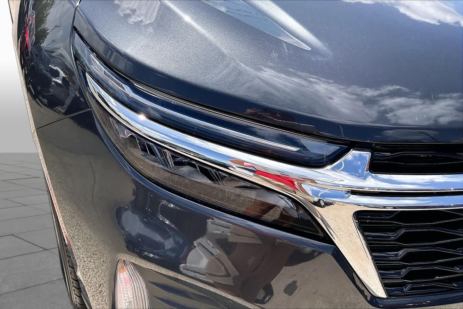 Used 2022 Iron Gray Metallic Chevrolet LT image 27