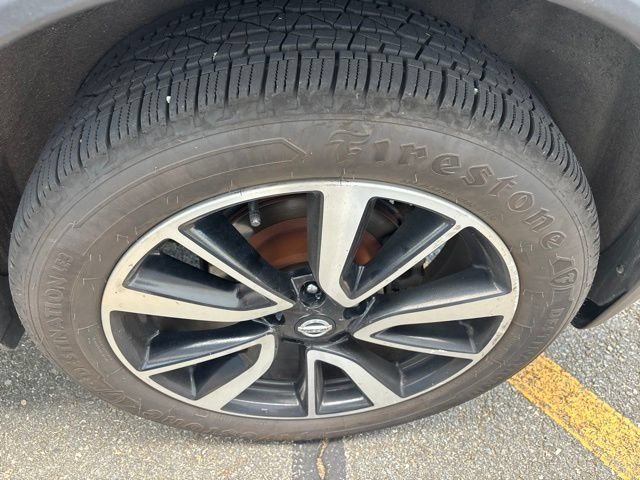Certified Used 2017 Magnetic Black Nissan SL image 11