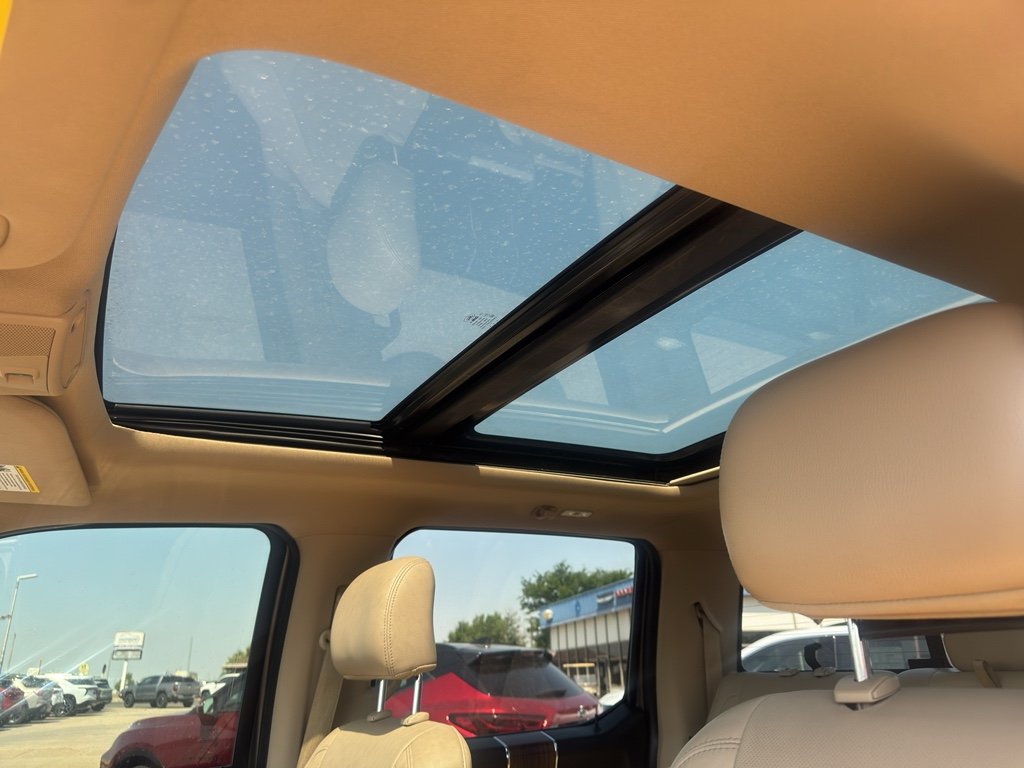 Used 2015 Brown Ford Lariat image 28