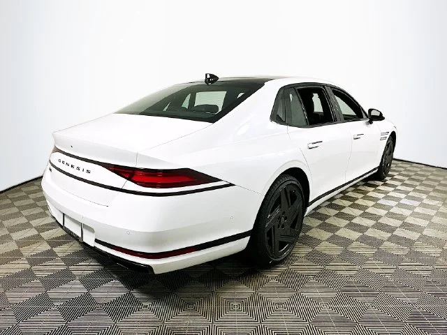 New 2026 White Genesis 3.5T e-SC image 4
