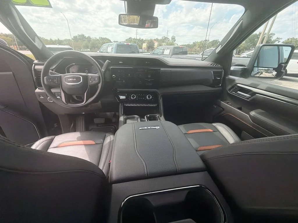 2025 GMC Sierra 2500HD AT4 - Photo 12