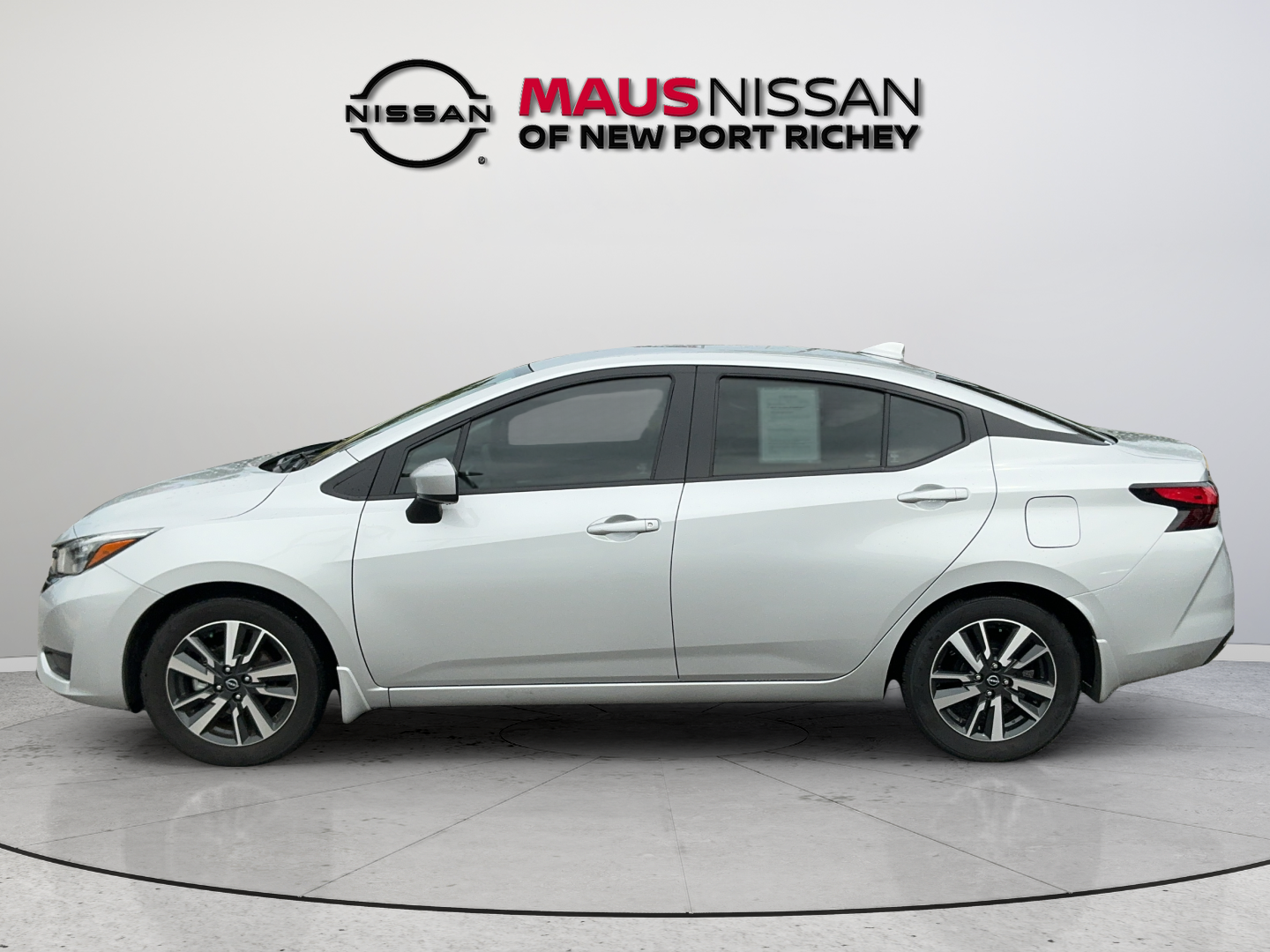 Certified Used 2025 Silver Nissan 1.6 SV image 5