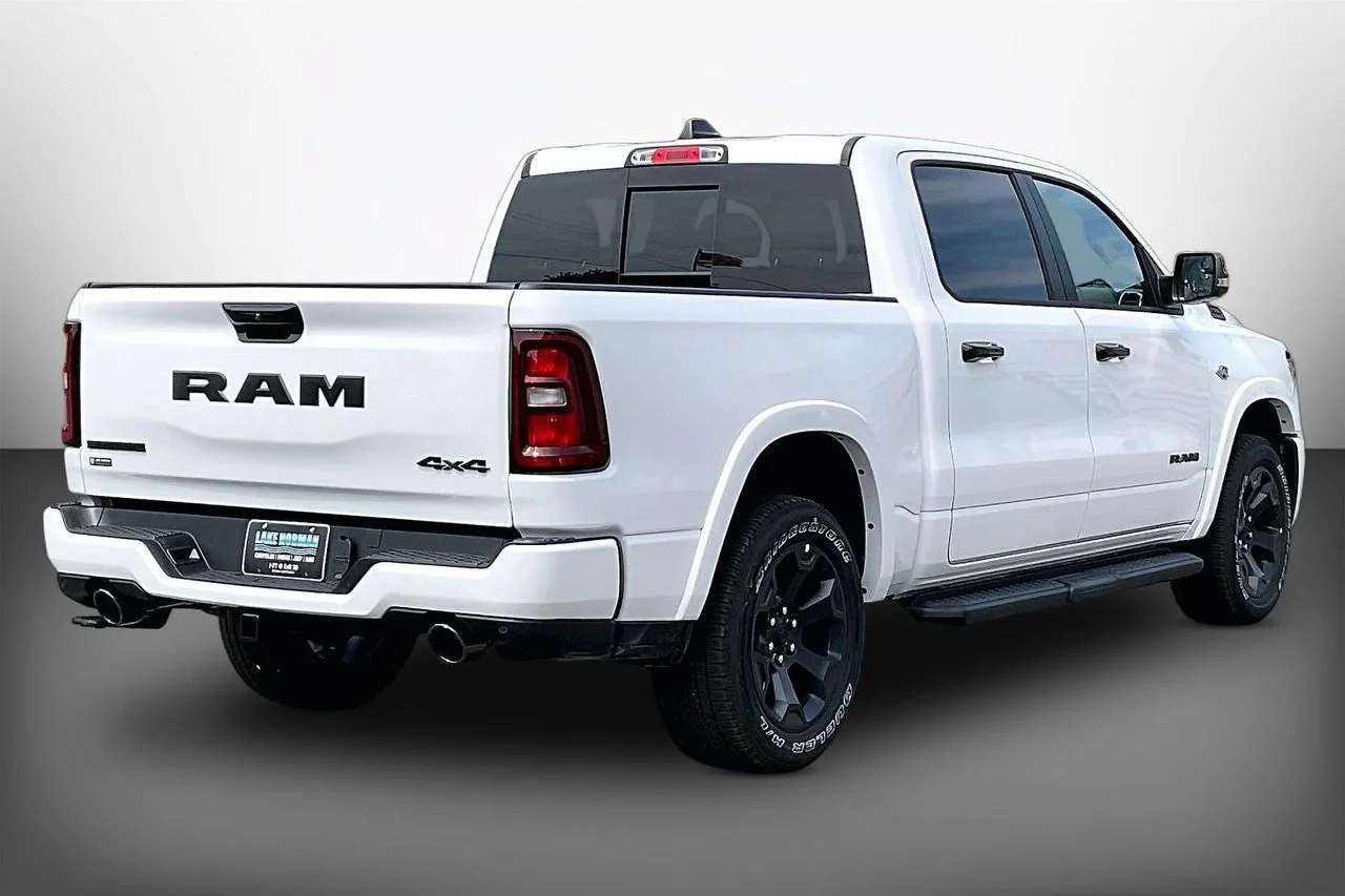 New 2026 Bright White Clearcoat RAM Big Horn/Lone Star image 8