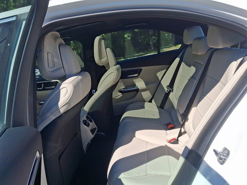 New 2026 Polar White Mercedes-Benz C 300 image 27