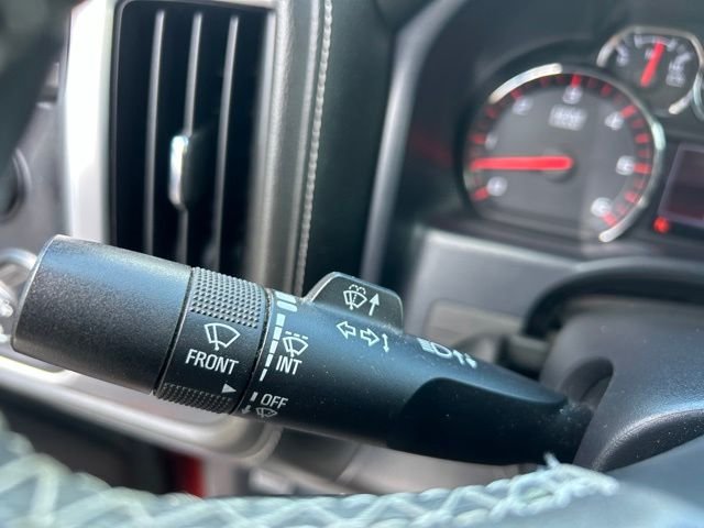 Used 2015 Red GMC SLT image 26