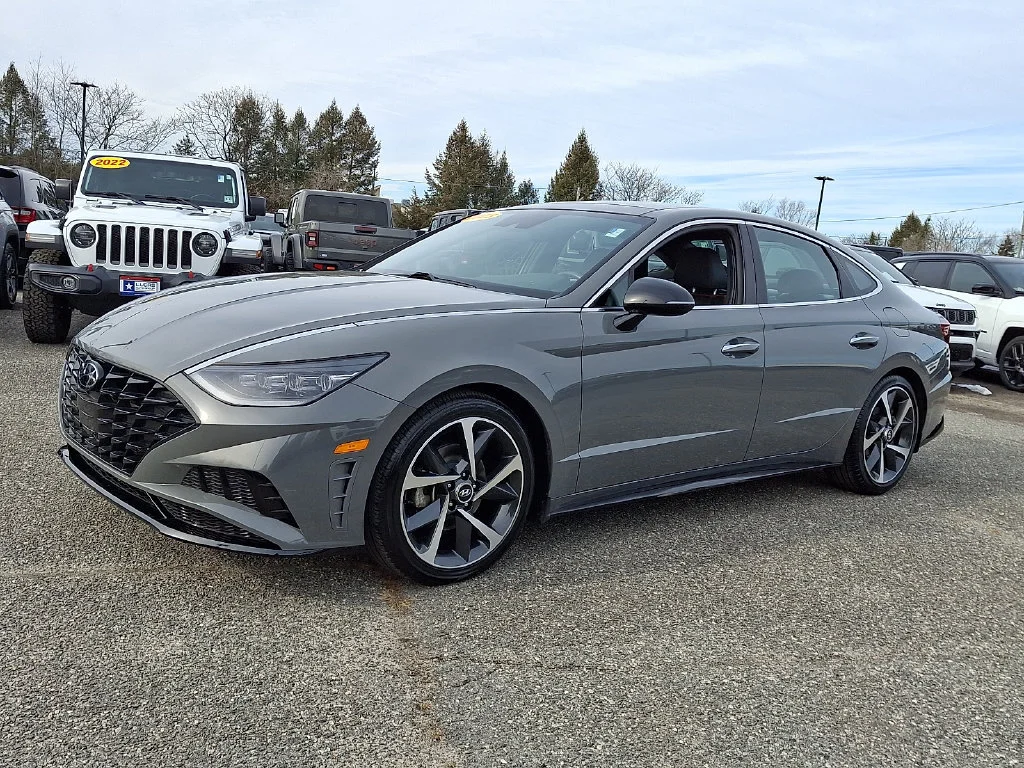 Used 2023 Hampton Gray Hyundai SEL Plus image 6