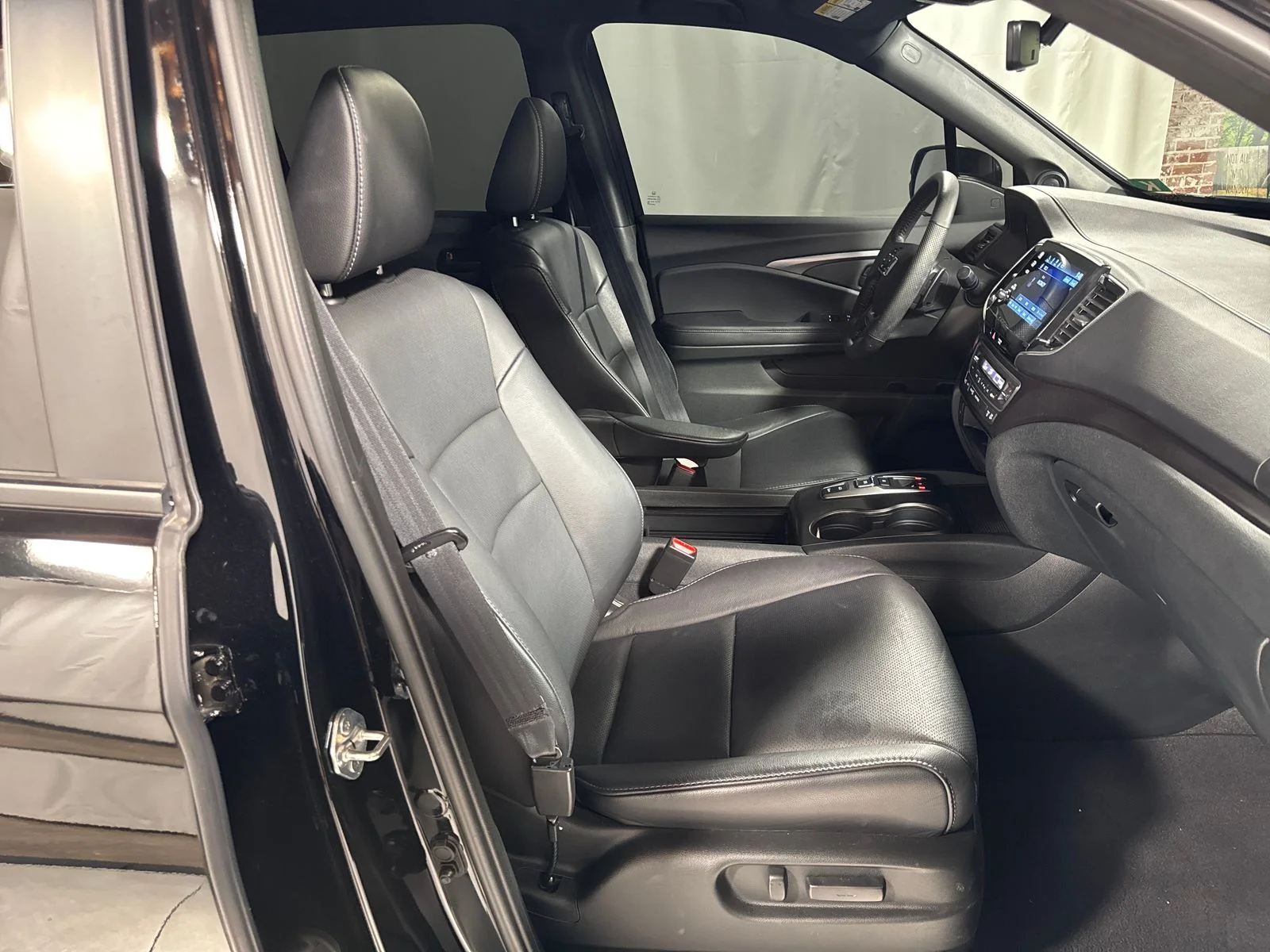 2023 Honda Passport EX-L - Photo 29