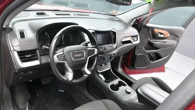 Used 2020 Red GMC SLE image 22