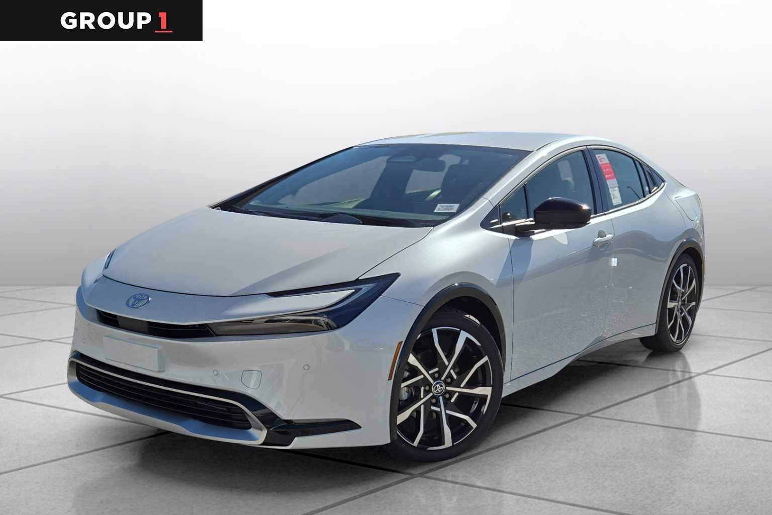 2026 Toyota Prius XSE's photo