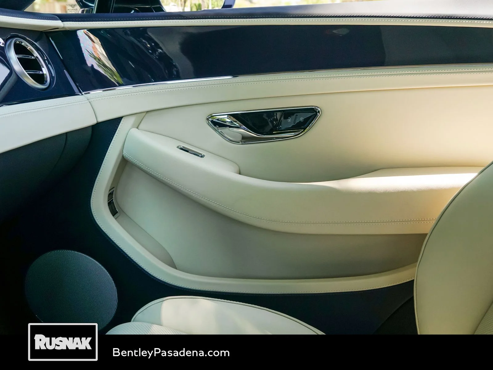 2026 Bentley Continental GT Base - Photo 17
