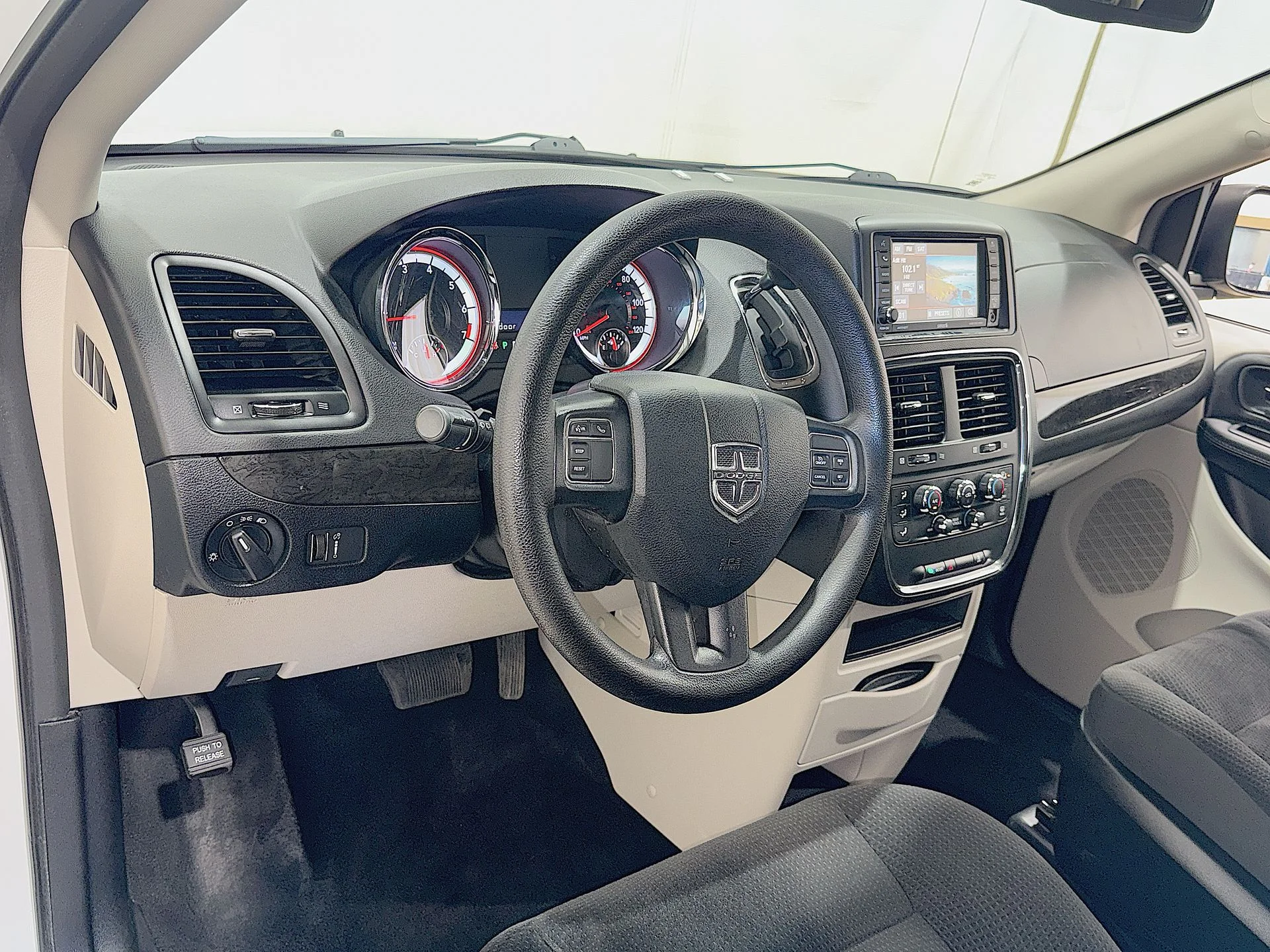 Used 2019 White Dodge SE image 10