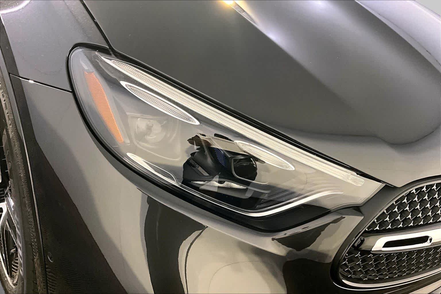 New 2026 Graphite Grey Metallic Mercedes-Benz GLC 300 image 16