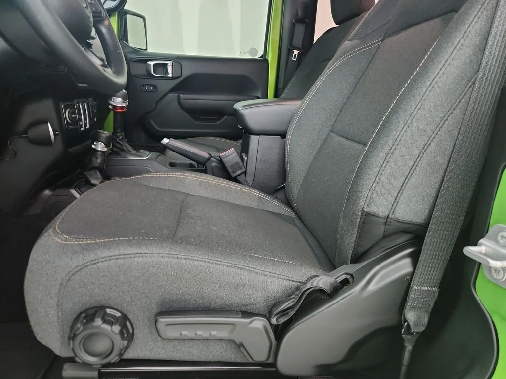 Certified Used 2025 Green Jeep Sport image 22