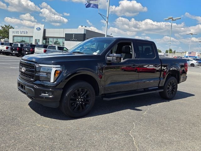 New 2026 Agate Black Metallic Ford Lariat image 3