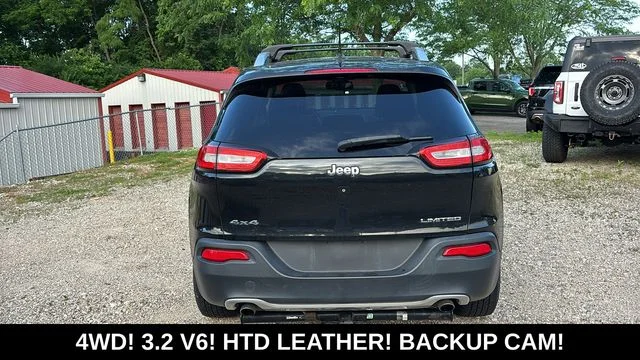 Used 2014 Black Jeep Limited image 29