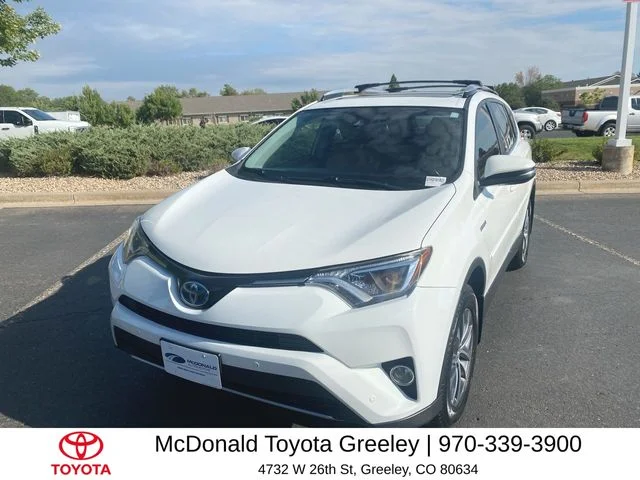 Used 2017 White Toyota XLE image 1