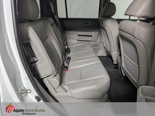 Used 2015 White Honda EX-L image 40