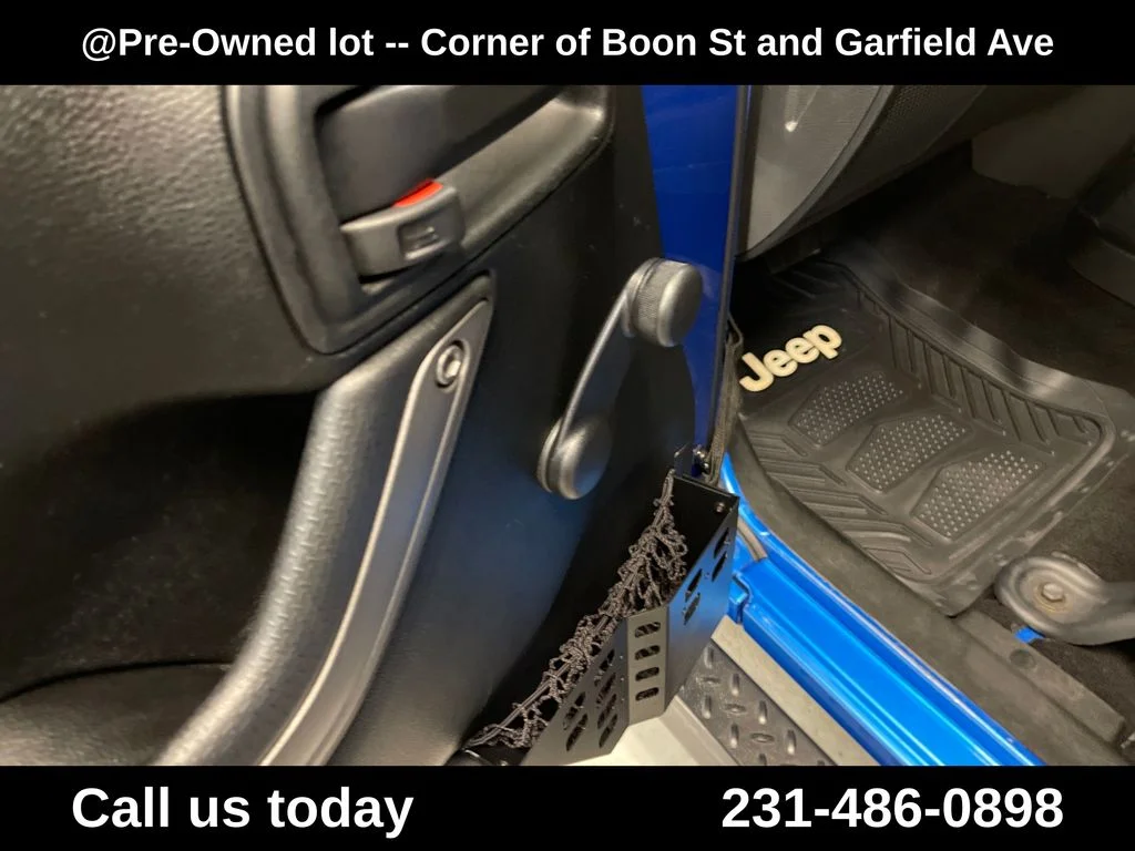 Used 2016 Blue Jeep Unlimited Sport image 16