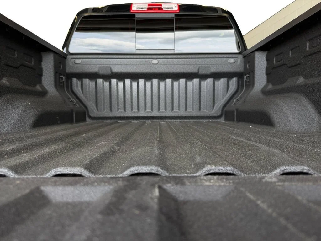 Used 2026 Black Chevrolet Trail Boss image 27