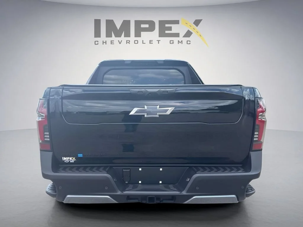 Used 2026 Black Chevrolet Trail Boss - Max Range image 4